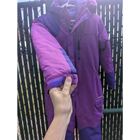Girls Artix Dancing Bear insulated snow suit in Amethyst size Large NWOT size L - Picture 3 of 12